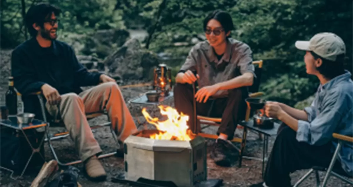 Japanse minimalistische pyrotechnische put hervormt de esthetiek van het buitenleven