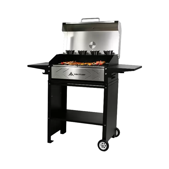 Achtertuin houtskoolgrill
